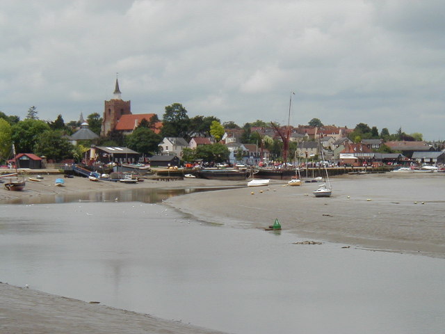 File:Low tide on the River Blackwater - geograph.org.uk - 88709.jpg