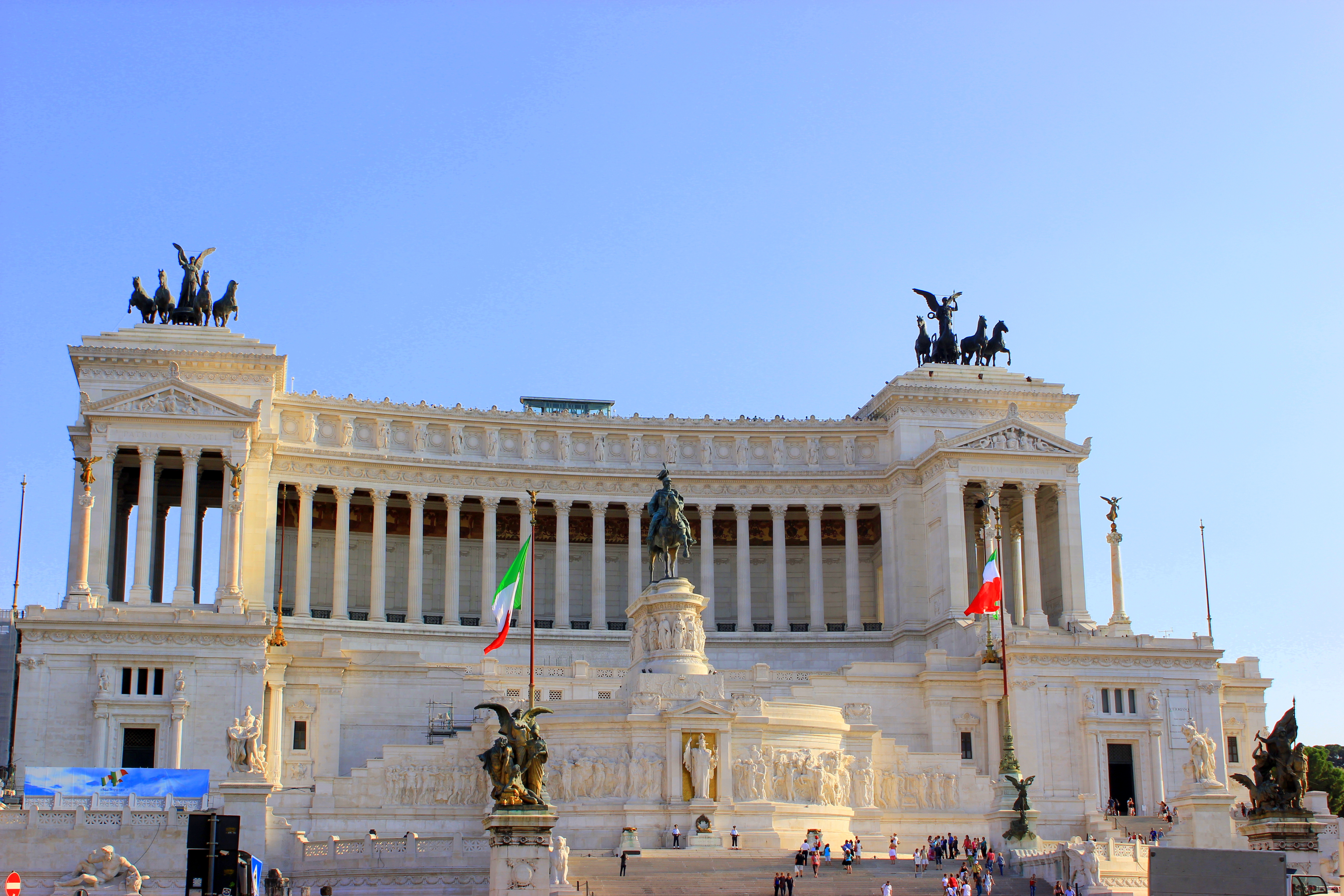 File:Vittorio Emanuele II Monument.jpg - Wikimedia Commons