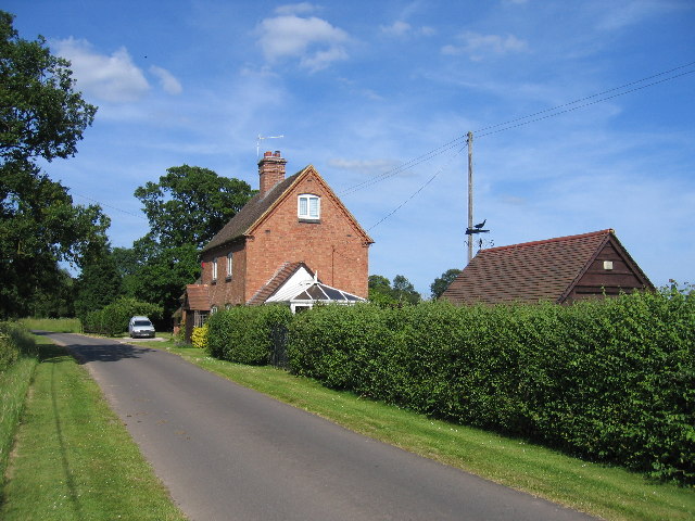 File:New End - geograph.org.uk - 20801.jpg