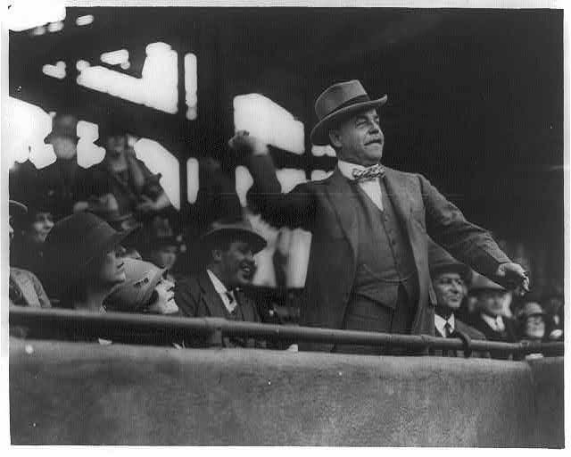 File:Nicholas Longworth, 1869-1931, Speaker of the House, half-length portrait, standing, facing right, throwing out the first ball at the starting game at American League Park, between the LCCN2005690018.jpg