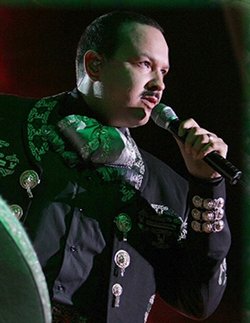 <span class="mw-page-title-main">Pepe Aguilar</span> American singer (born 1968)