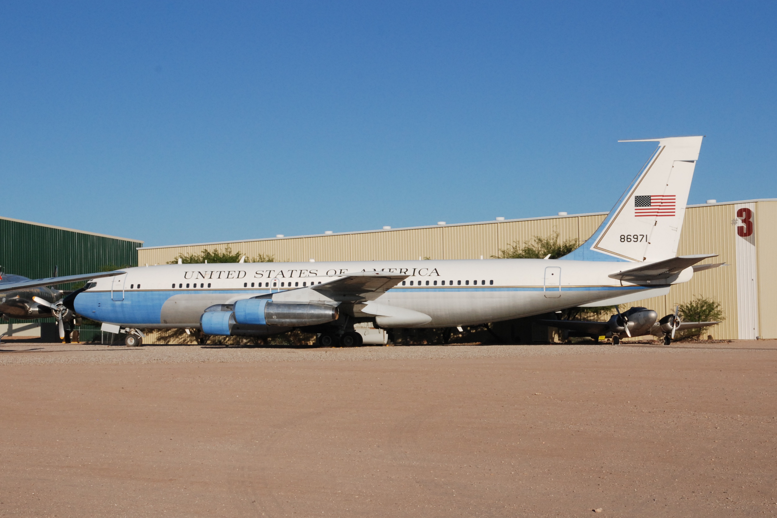 Pima_Air_%5E_Space_Museum_-_Tucson,_AZ_-_Flickr_-_hyku.jpg