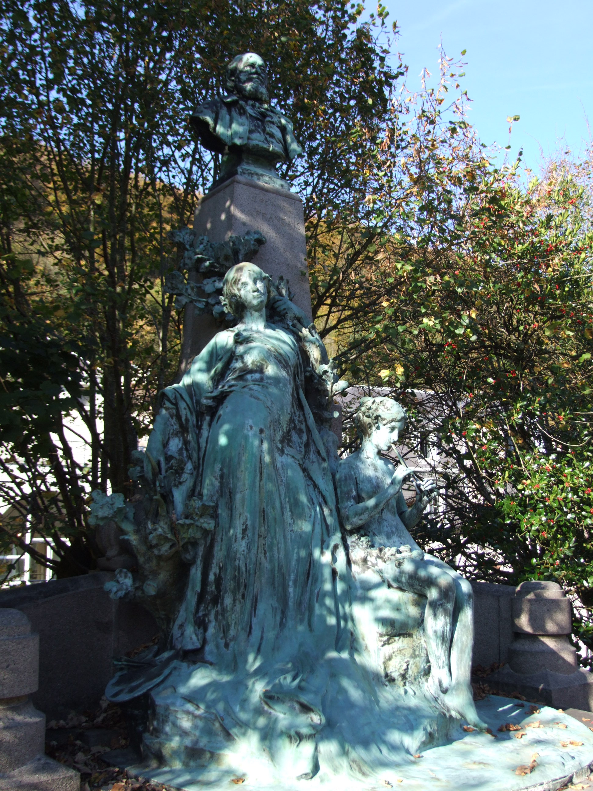 MONUMENT AU PEINTRE LOUIS FRANCAIS  France Grand Est Vosges Plombières-les-Bains 88370