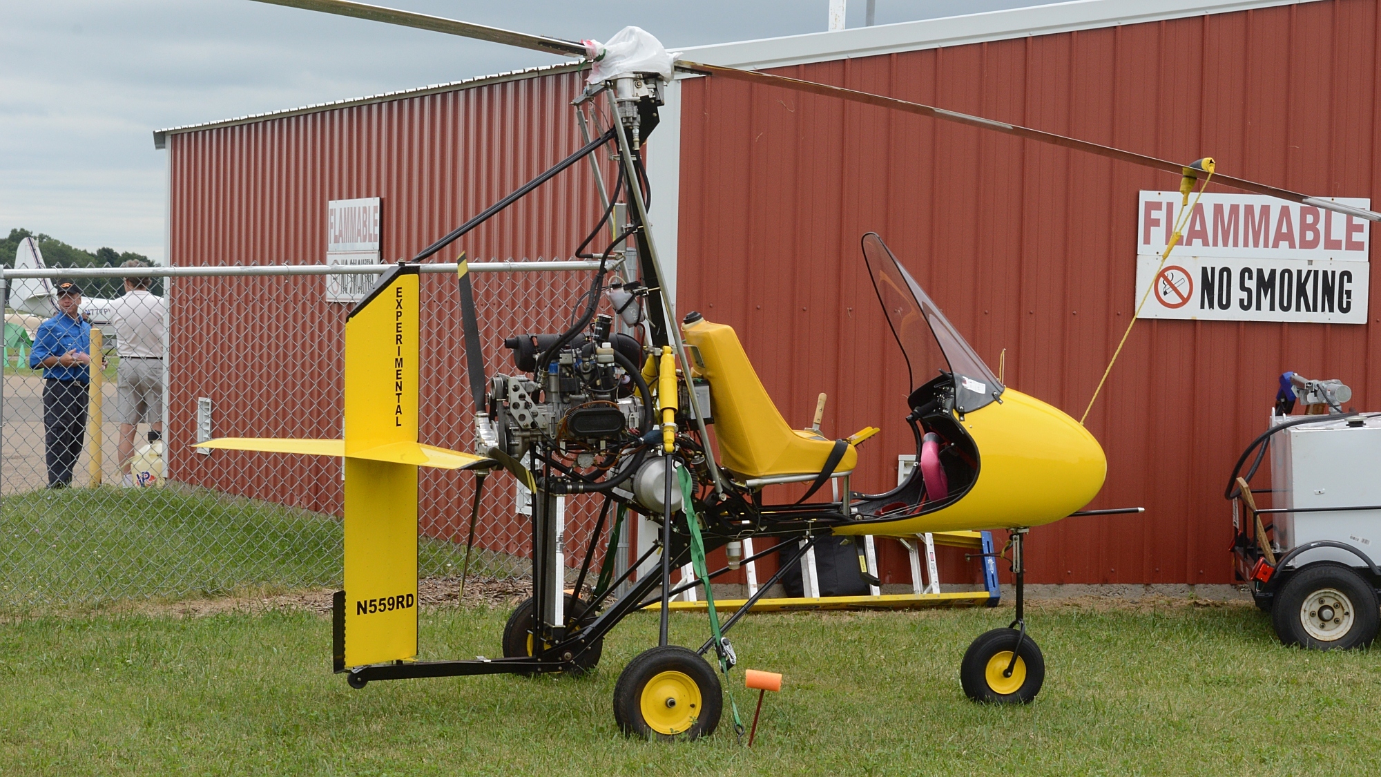 The Rotor Flight Dynamics Dominator is an American autogyro designed by Ern...