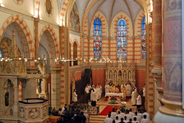 File:Sarajevo Cathedral interior.jpg