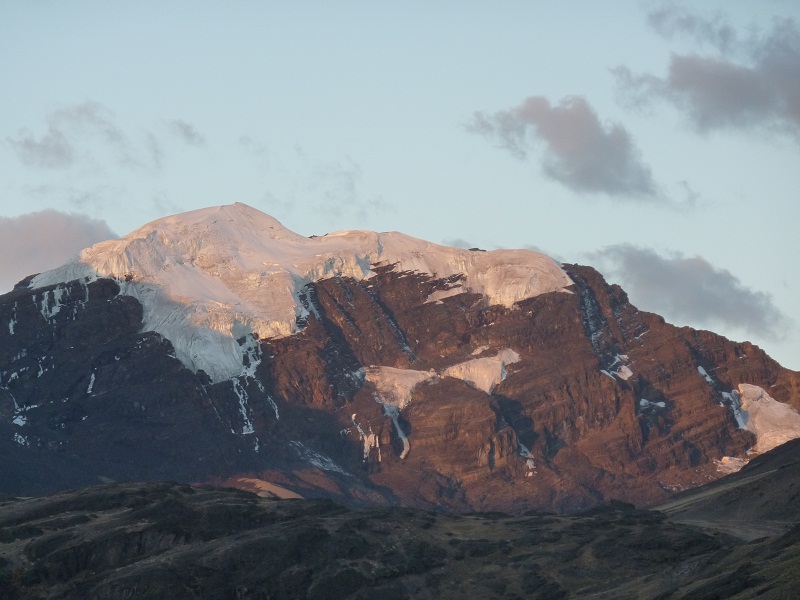 File:Serkhe Khollu im Abendrot.jpg