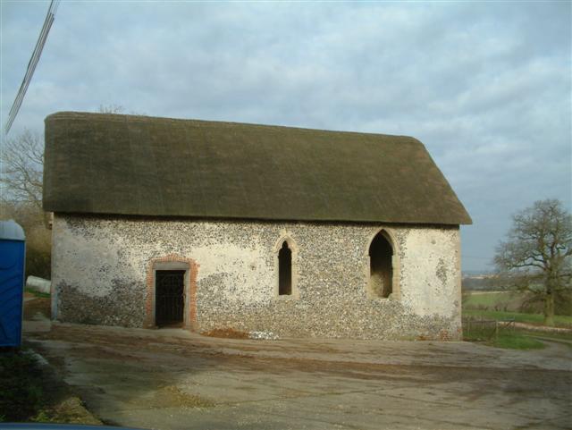 File:St. Martin's Chapel, Chisbury Manor Farm - geograph.org.uk - 99682.jpg