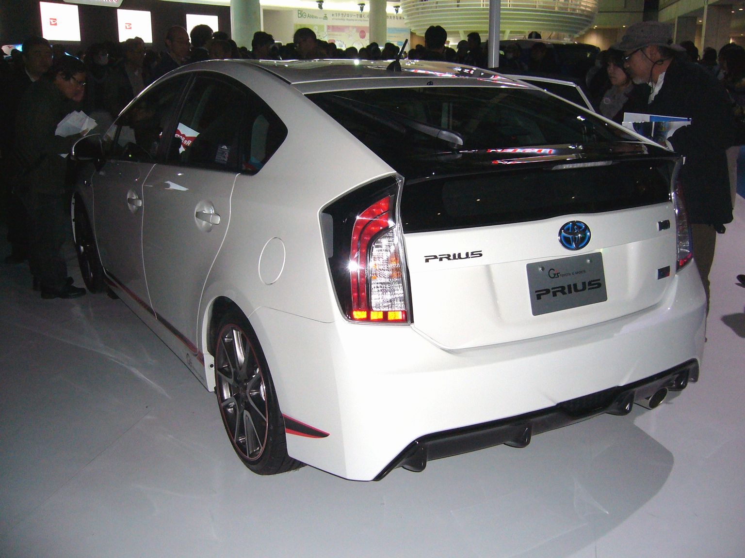 Prius 30. Toyota Prius zvw30. Toyota Prius zvw30 g. Prius 30 g's. Prius GS 2014.