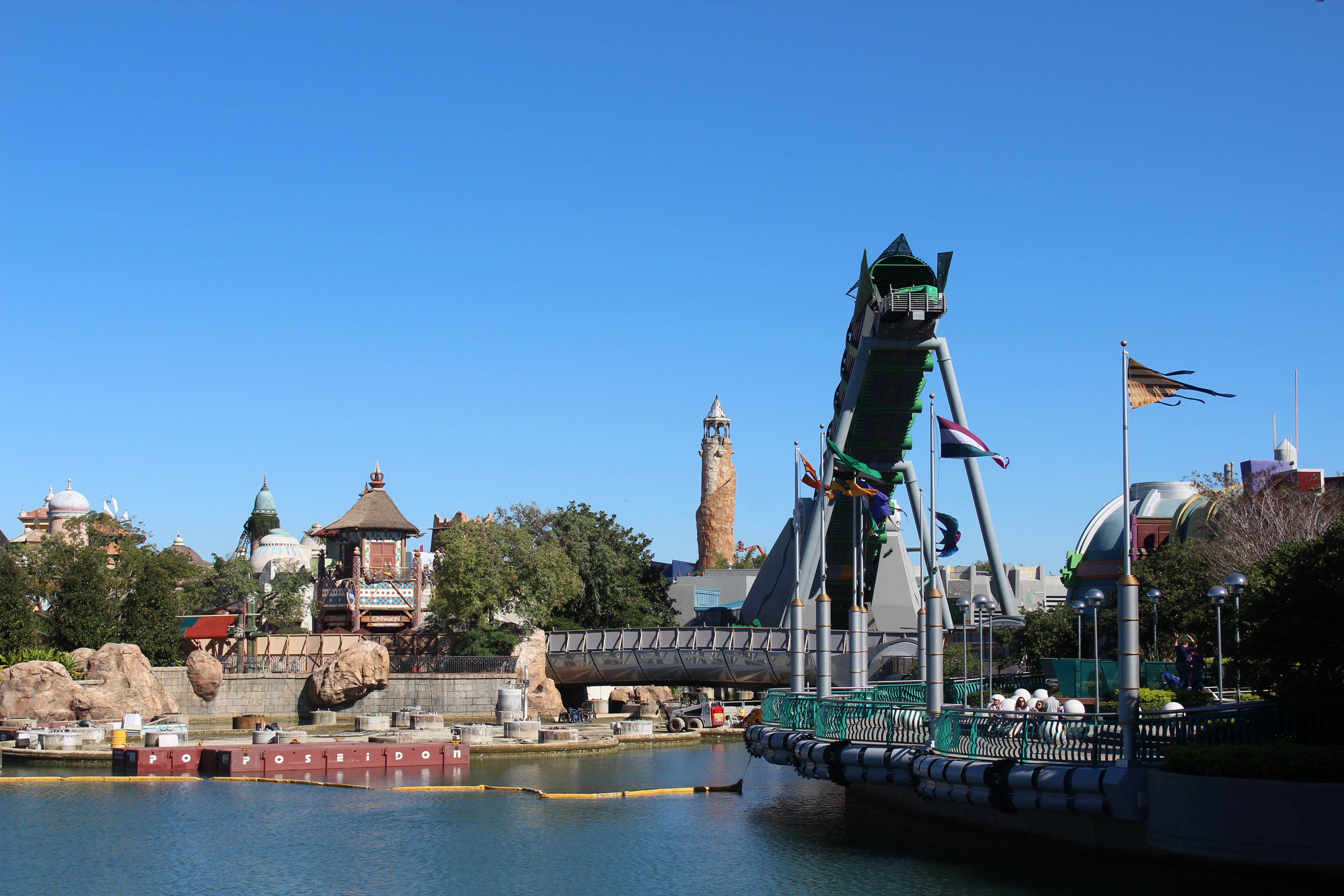 File The Incredible Hulk Coaster refurbishment 1.jpg Wikimedia