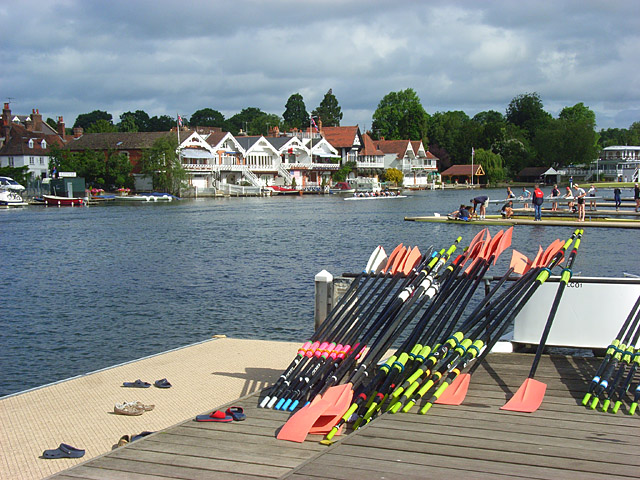 The River Thames, Henley - geograph.org.uk - 874338