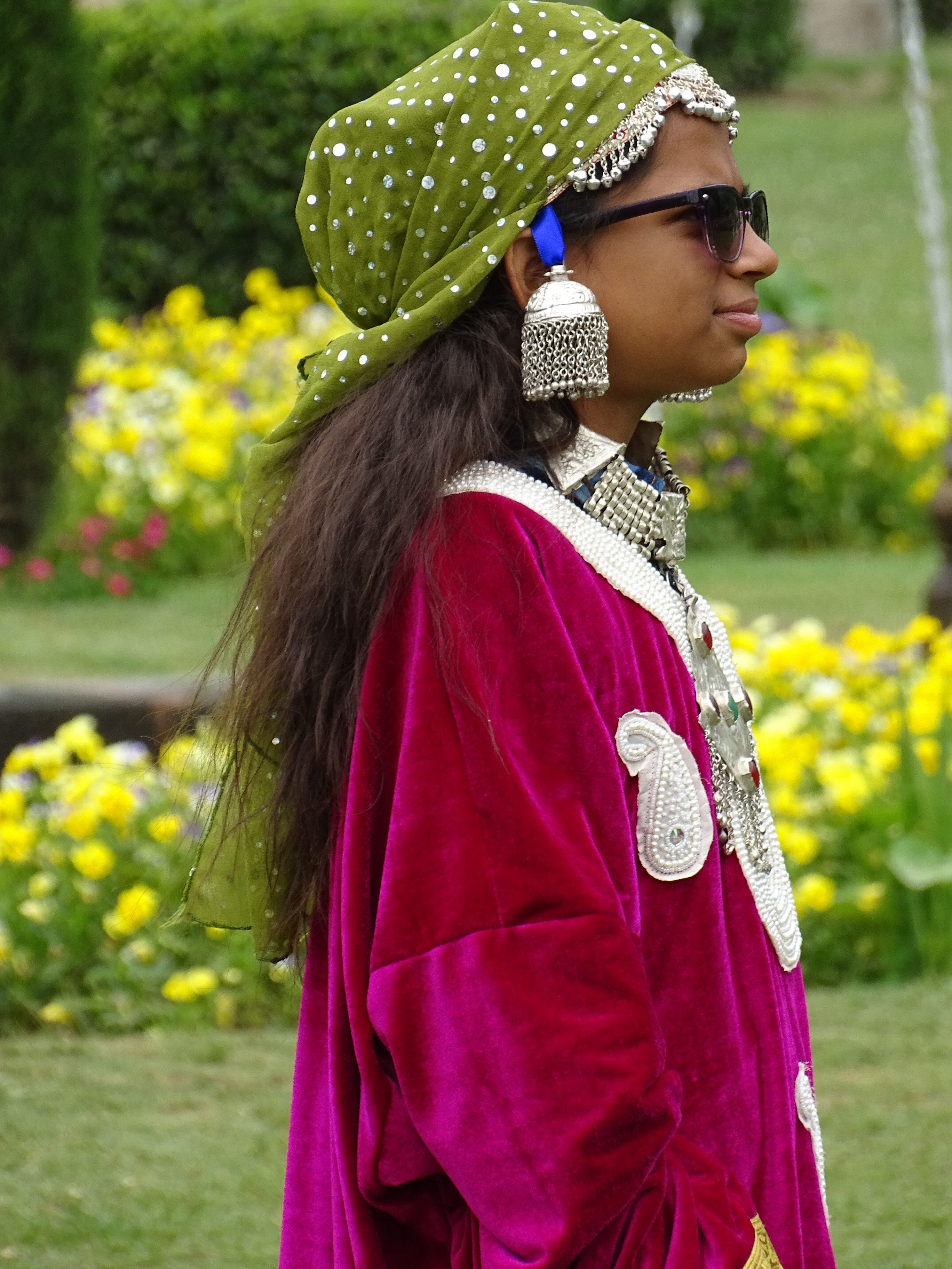 Traditional Dress Of Jammu and Kashmir - ZeroKaata Studio