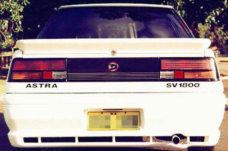 File:1988-1989 HSV Astra SV1800 sedan 03.jpg