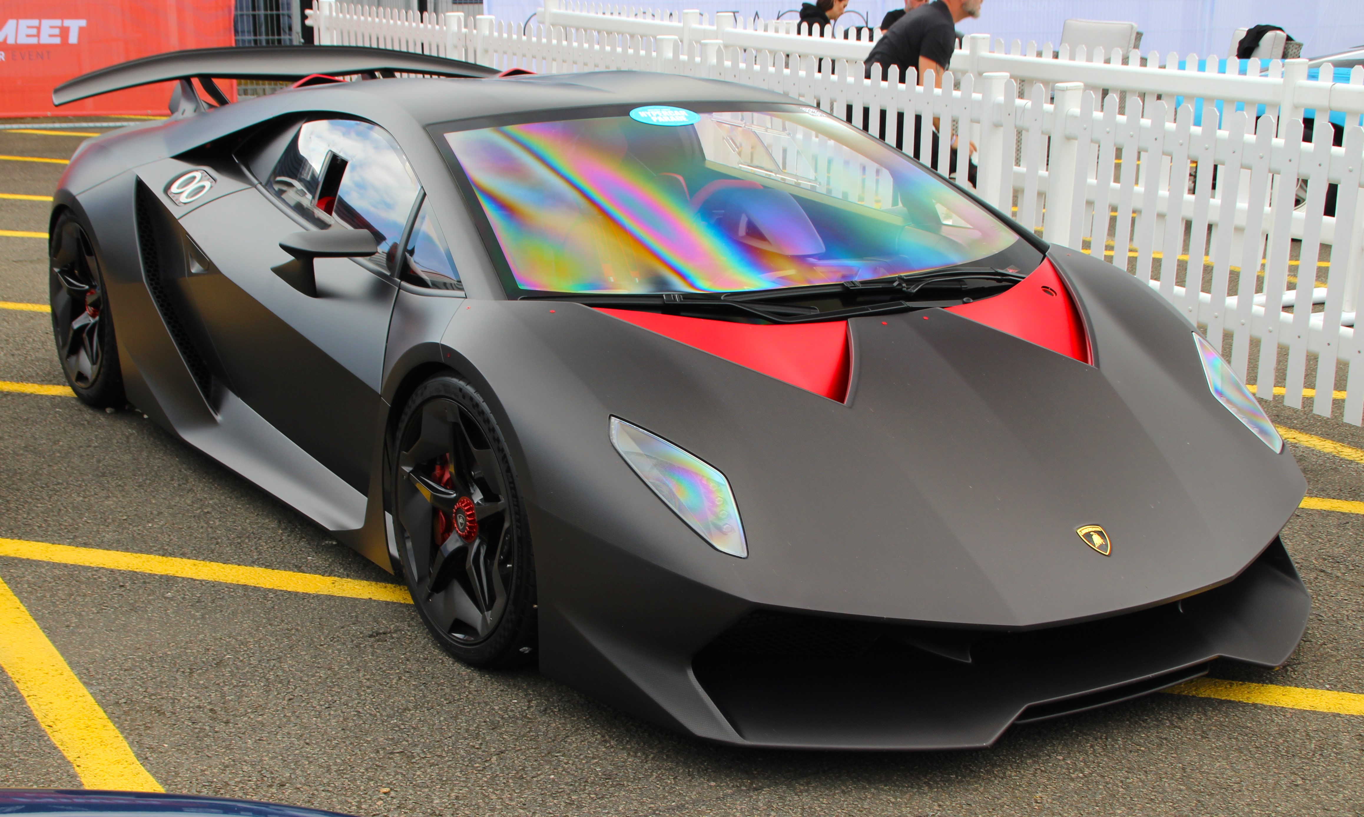 Lamborghini Sesto Elemento – Wikipedia