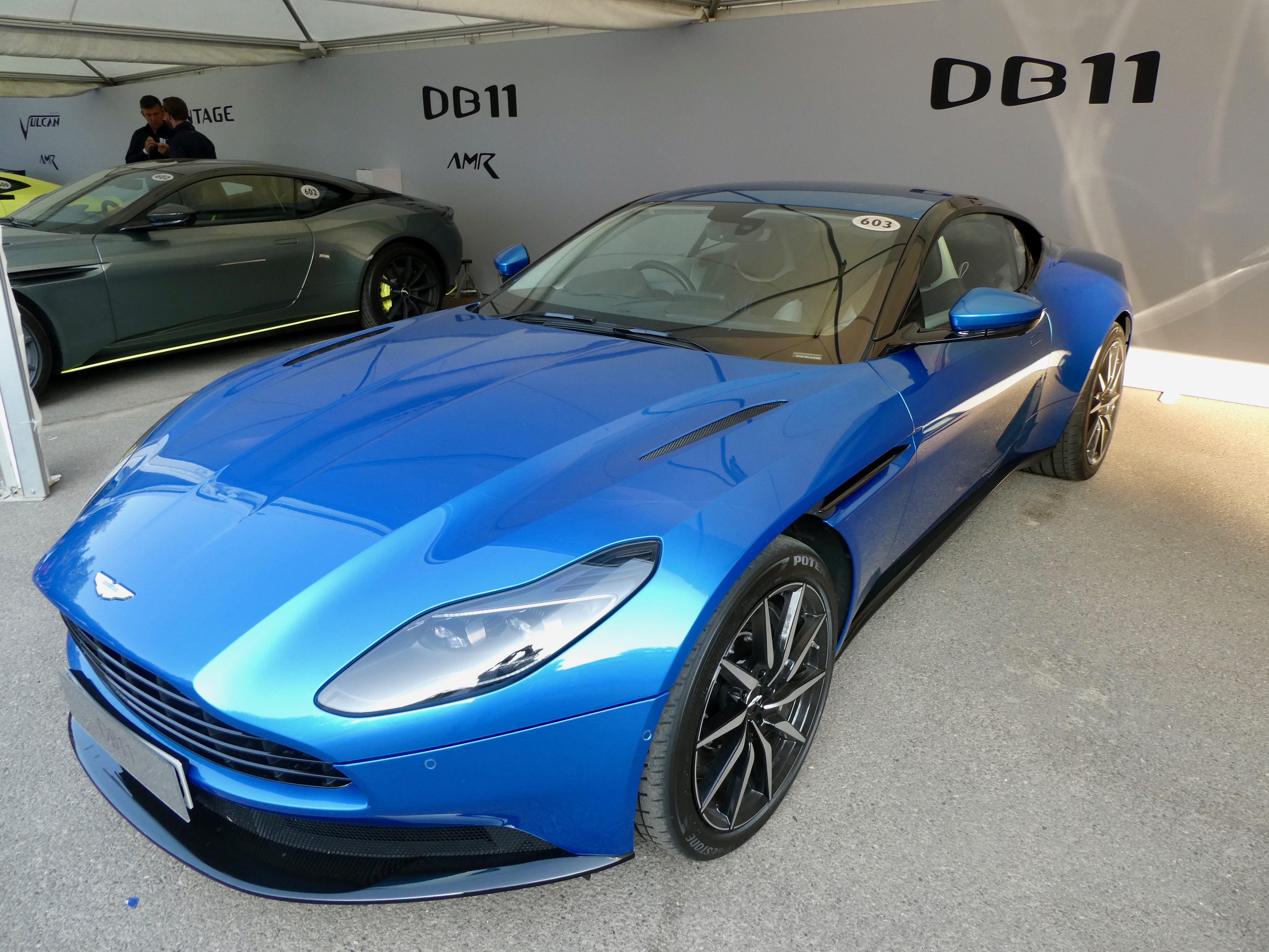 Aston Martin db11 Coupe