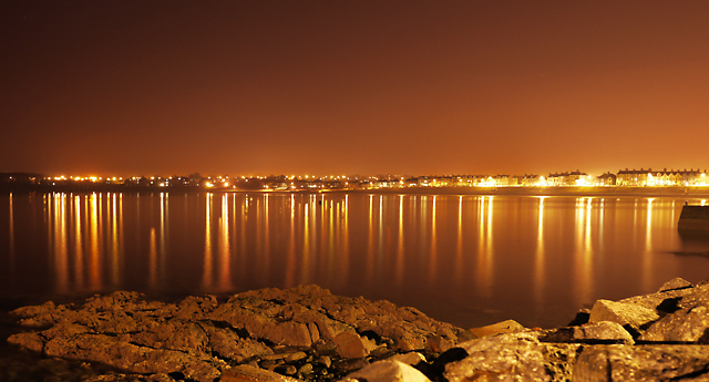 File:Ballyholme Bay at night - geograph.org.uk - 1744403.jpg