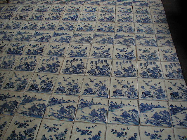 Porcelain tile