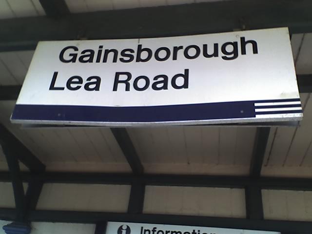 File:Gainsborough Lea Road Sign.JPG