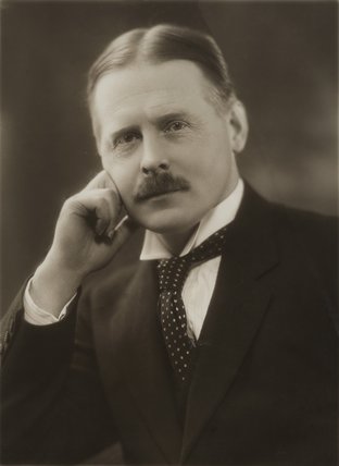 <span class="mw-page-title-main">Leslie Haden-Guest, 1st Baron Haden-Guest</span> British politician (1877–1960)