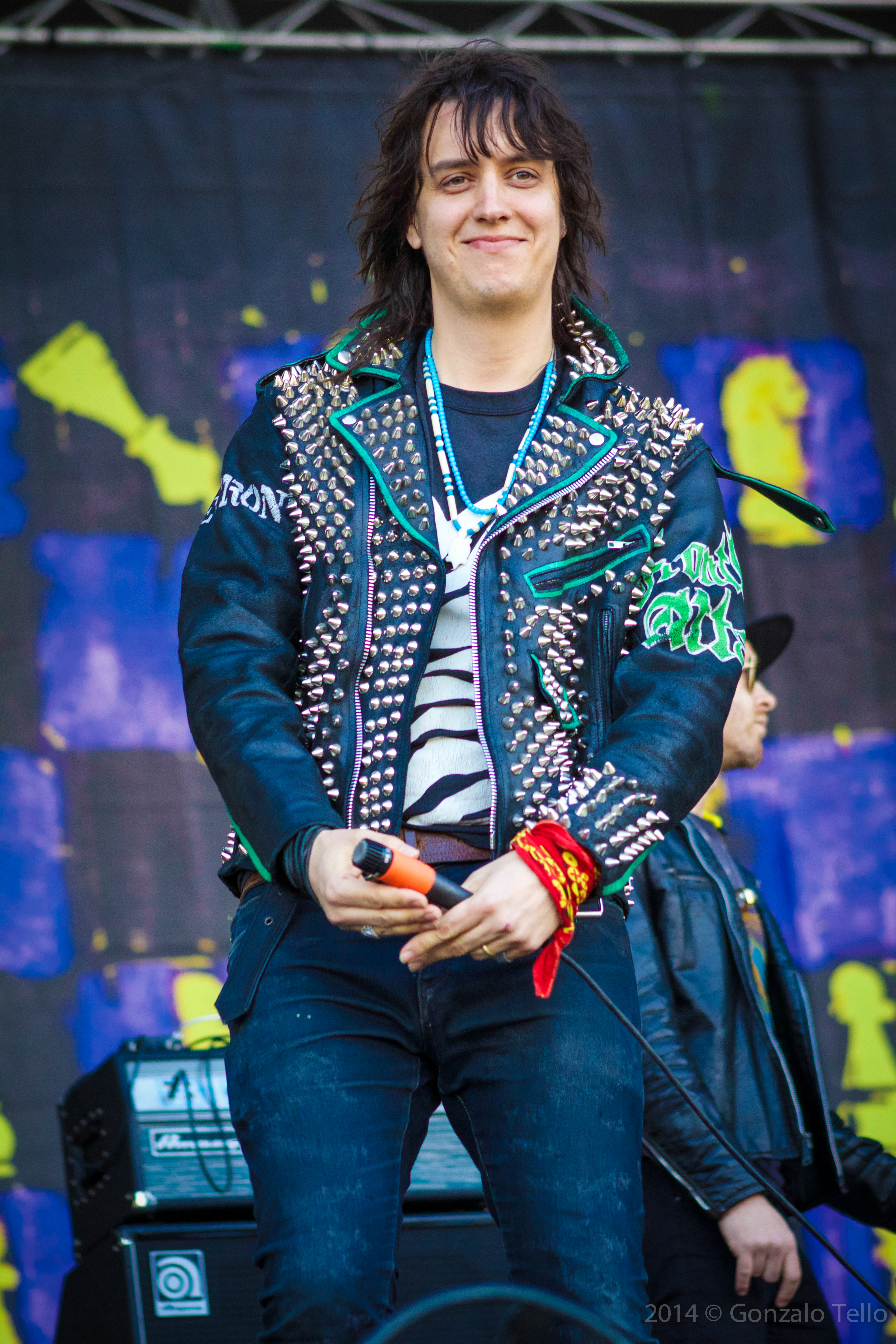 Julian Casablancas - Lollapalooza Chile 2014 (13672393704).jpg. 