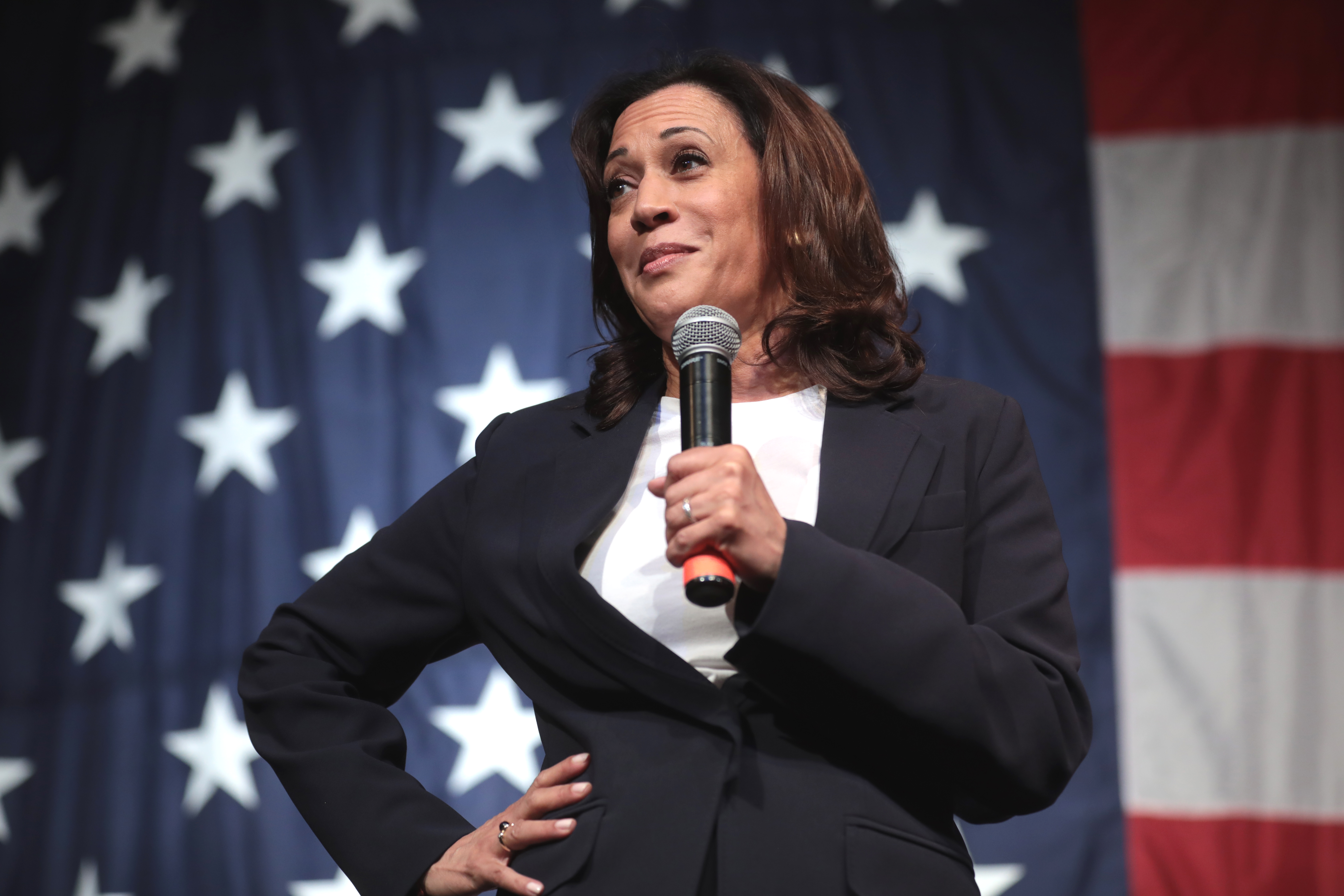 File:Kamala Harris (48571349961).jpg - Wikimedia Commons