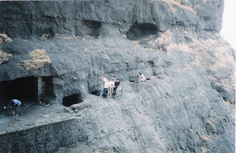 File:Nane Ghat cave.jpg