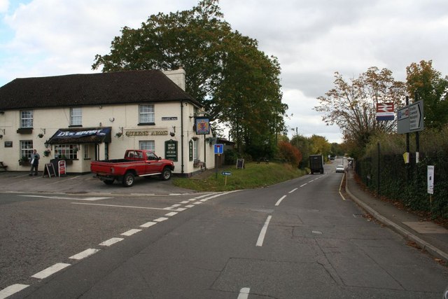 File:Road to the Station - geograph.org.uk - 1534120.jpg