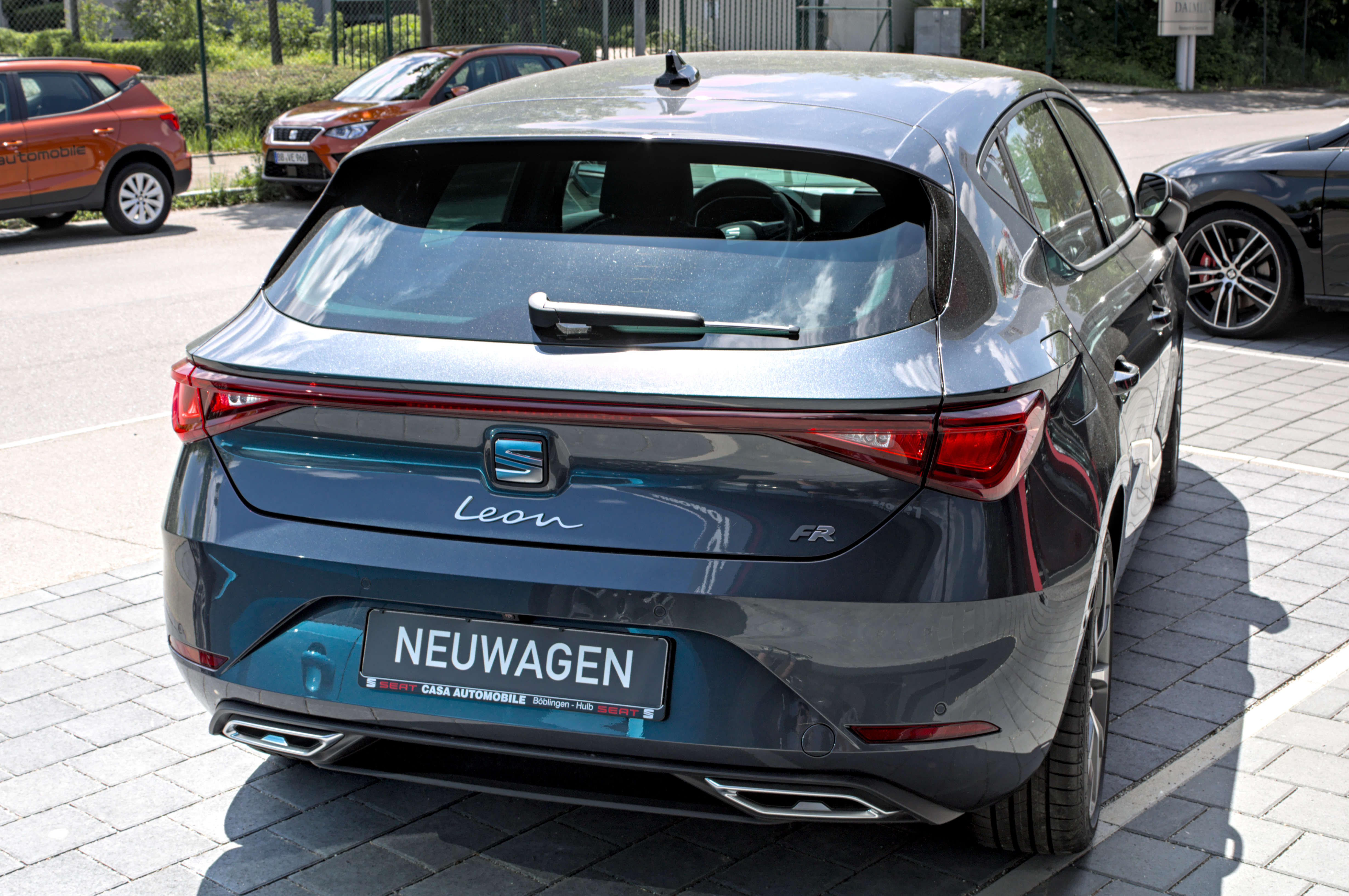 File:SEAT Leon Mk4 e-Hybrid IMG 4919.jpg - Wikimedia Commons