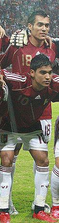 Arango (oben) als Nationalspieler im Jahr 2008