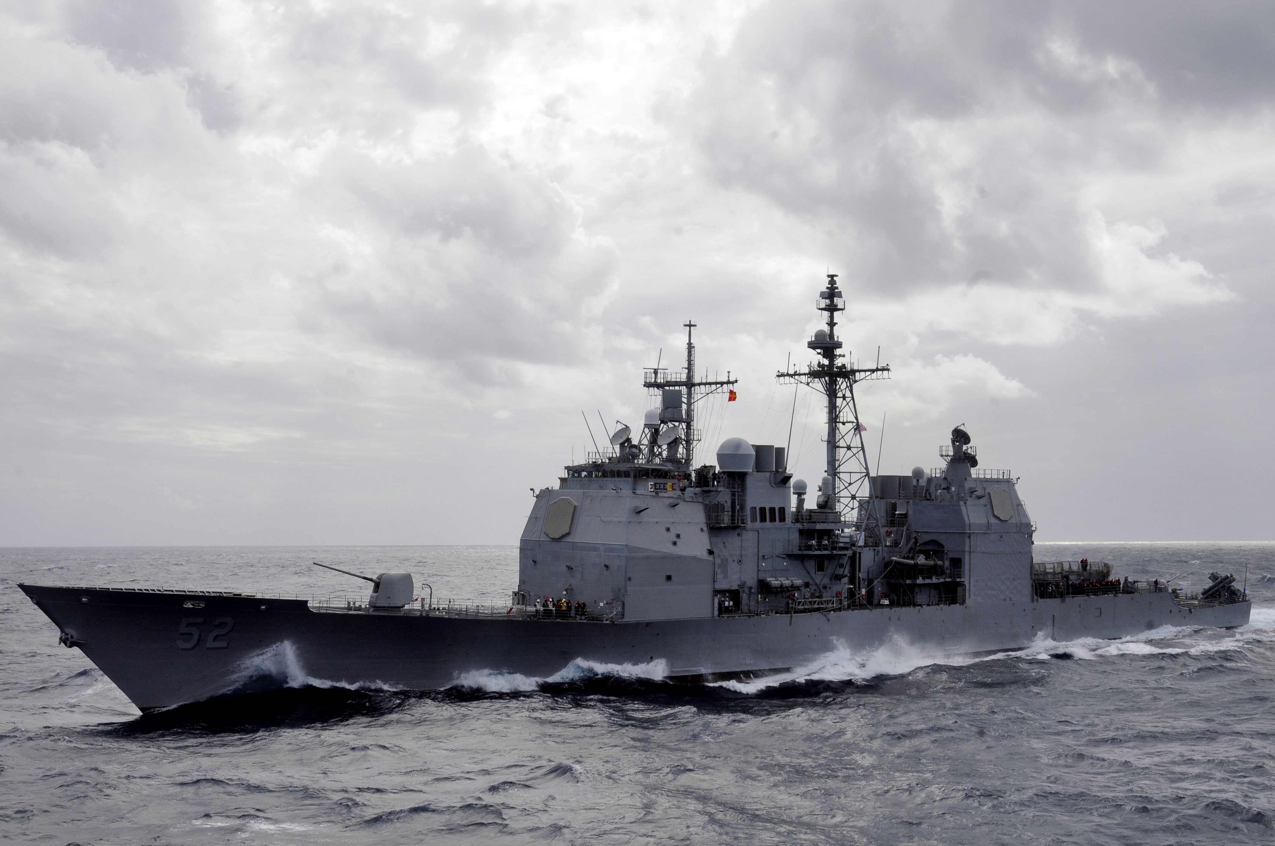 File:US Navy 100304-N-6006S-046 The Ticonderoga-class guided 
