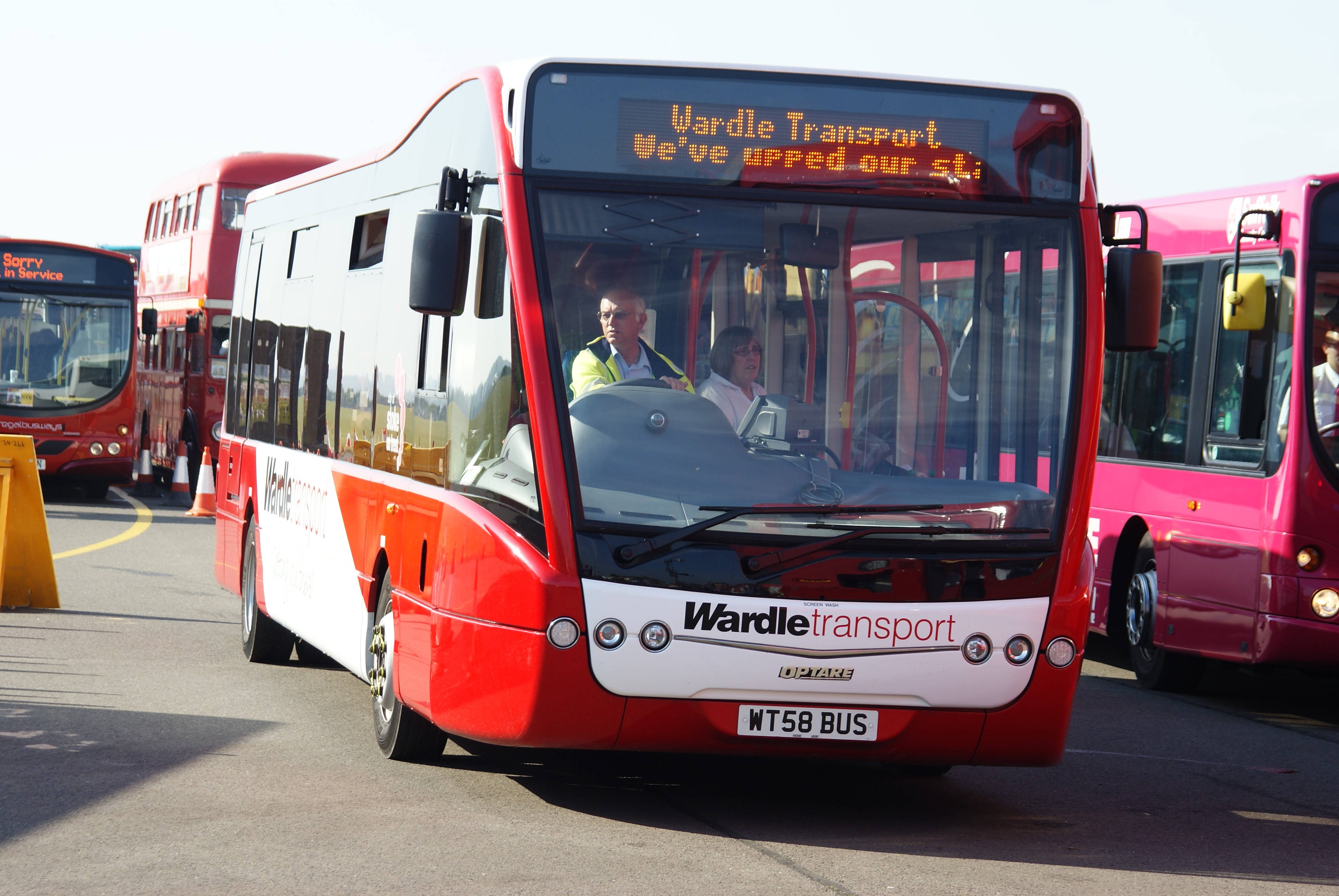 Общественный транспорт 58. Bus58 автобусы. Автобус 2009. Автобус 58. Бас 58.