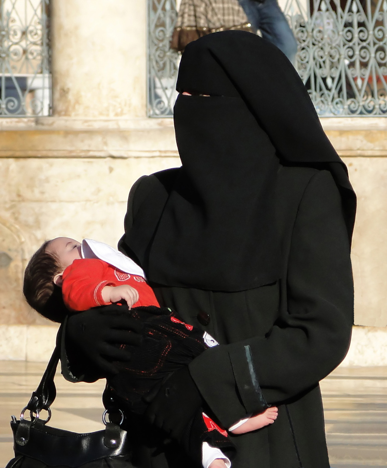America niqab in Niqab in