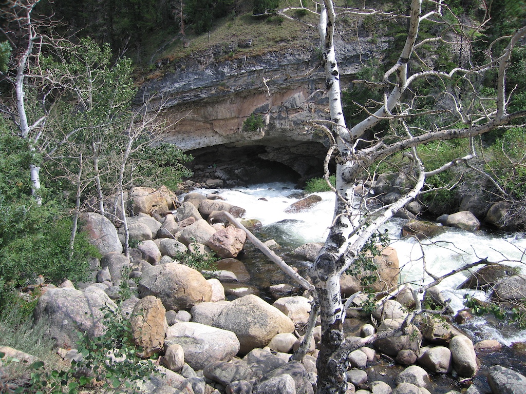 File Wyoming Sinks Canyon 1 Jpg Wikimedia Commons