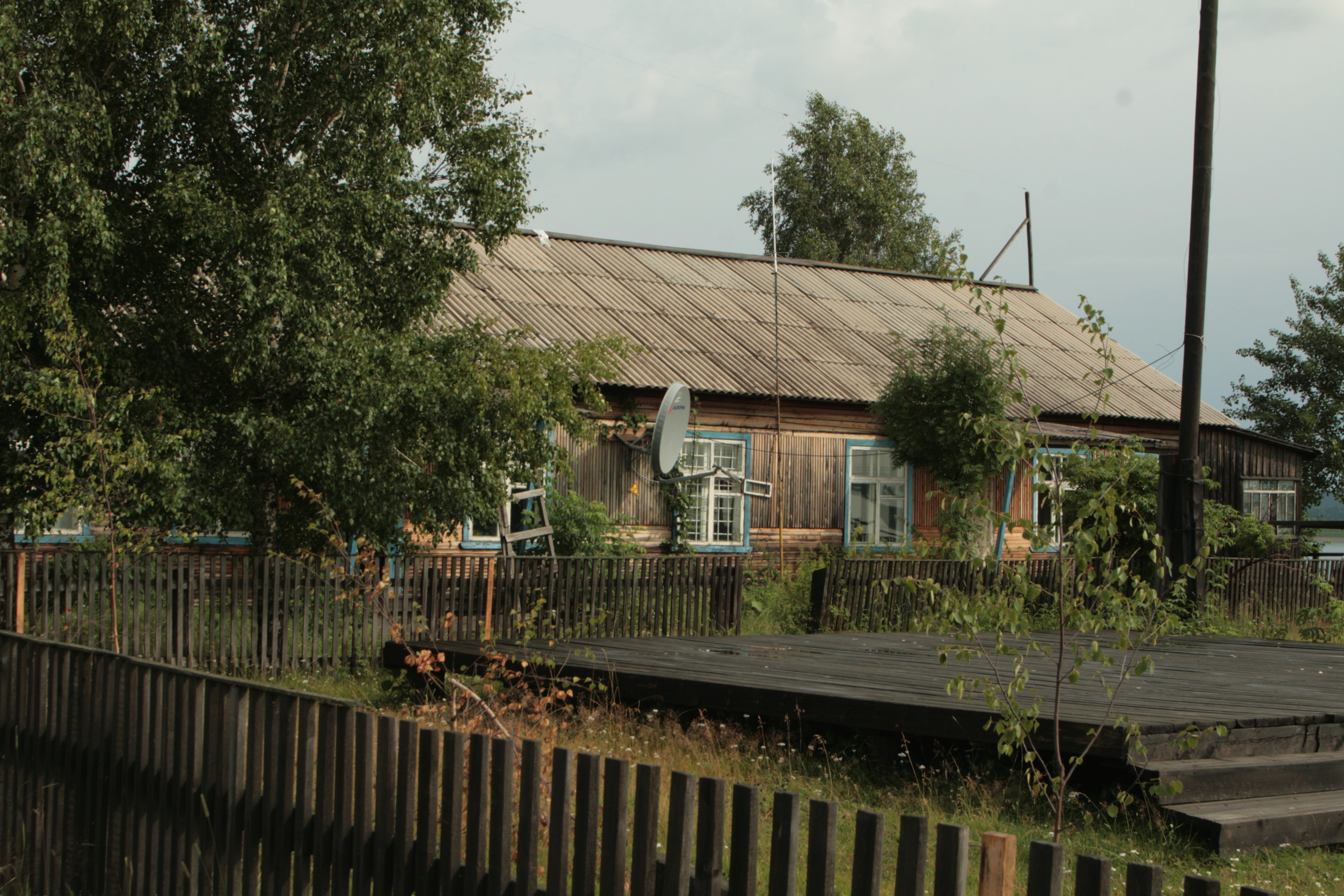 здания бывшего сельсовета село долганка фото