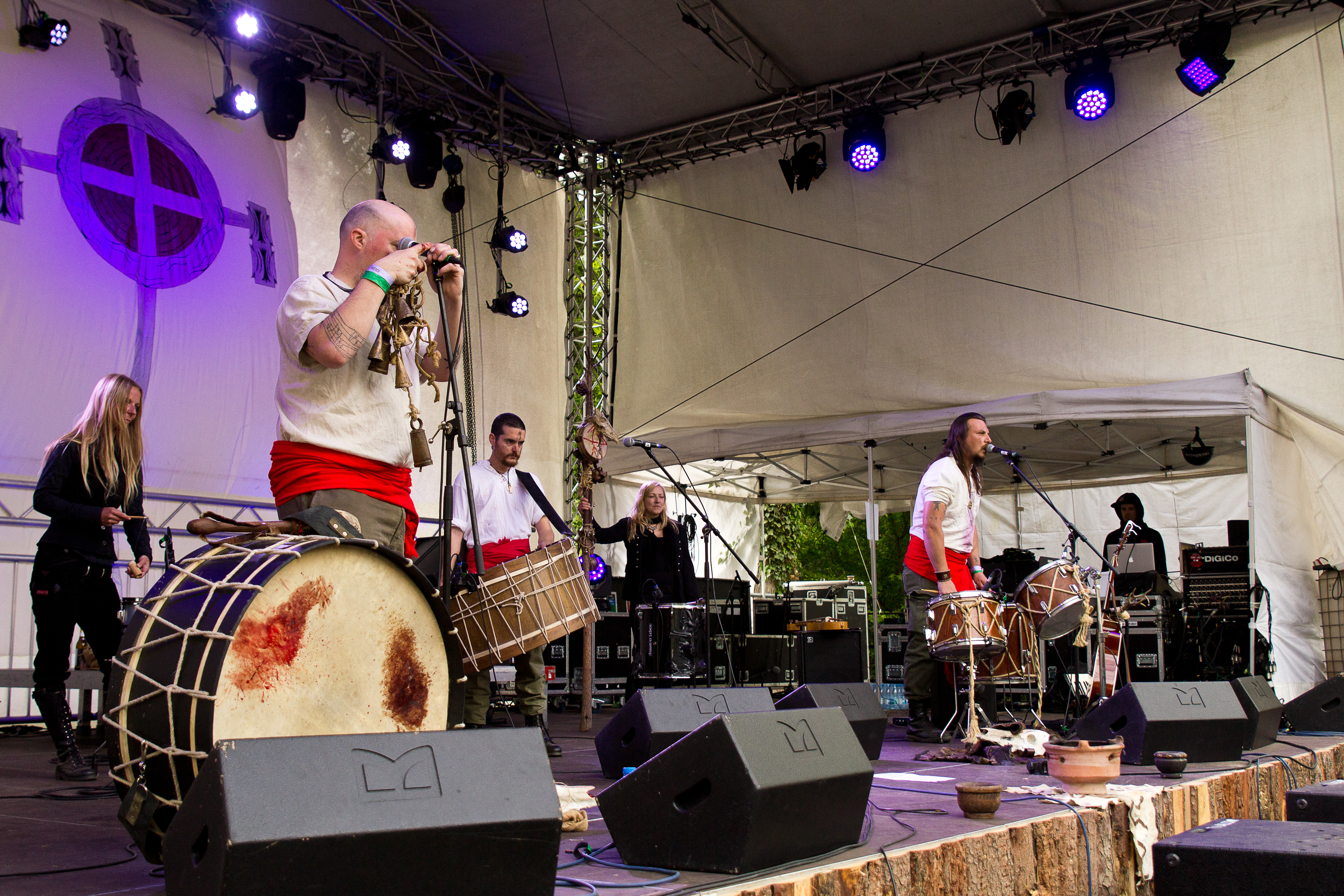 Árnica Wave-Gotik-Treffen 2016 01.jpg