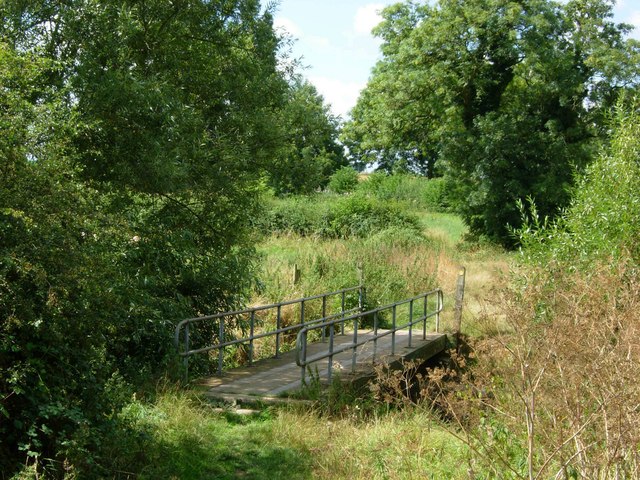 File:Bridge over River Soar, near Croft - geograph.org.uk - 215353.jpg