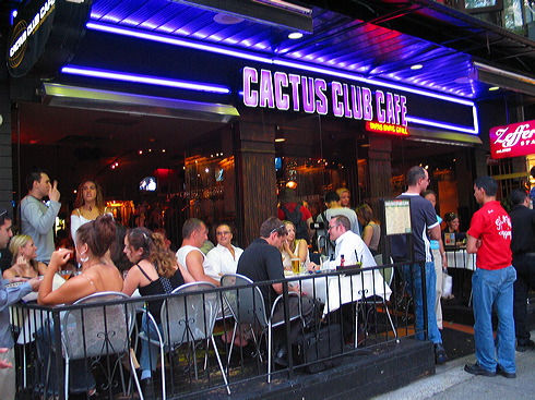 File:Cactus Club Cafe on Robson Street exterior.jpg - Wikimedia Commons