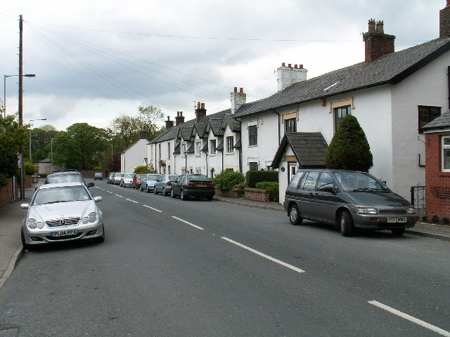 File:Clifton Village - geograph.org.uk - 11851.jpg