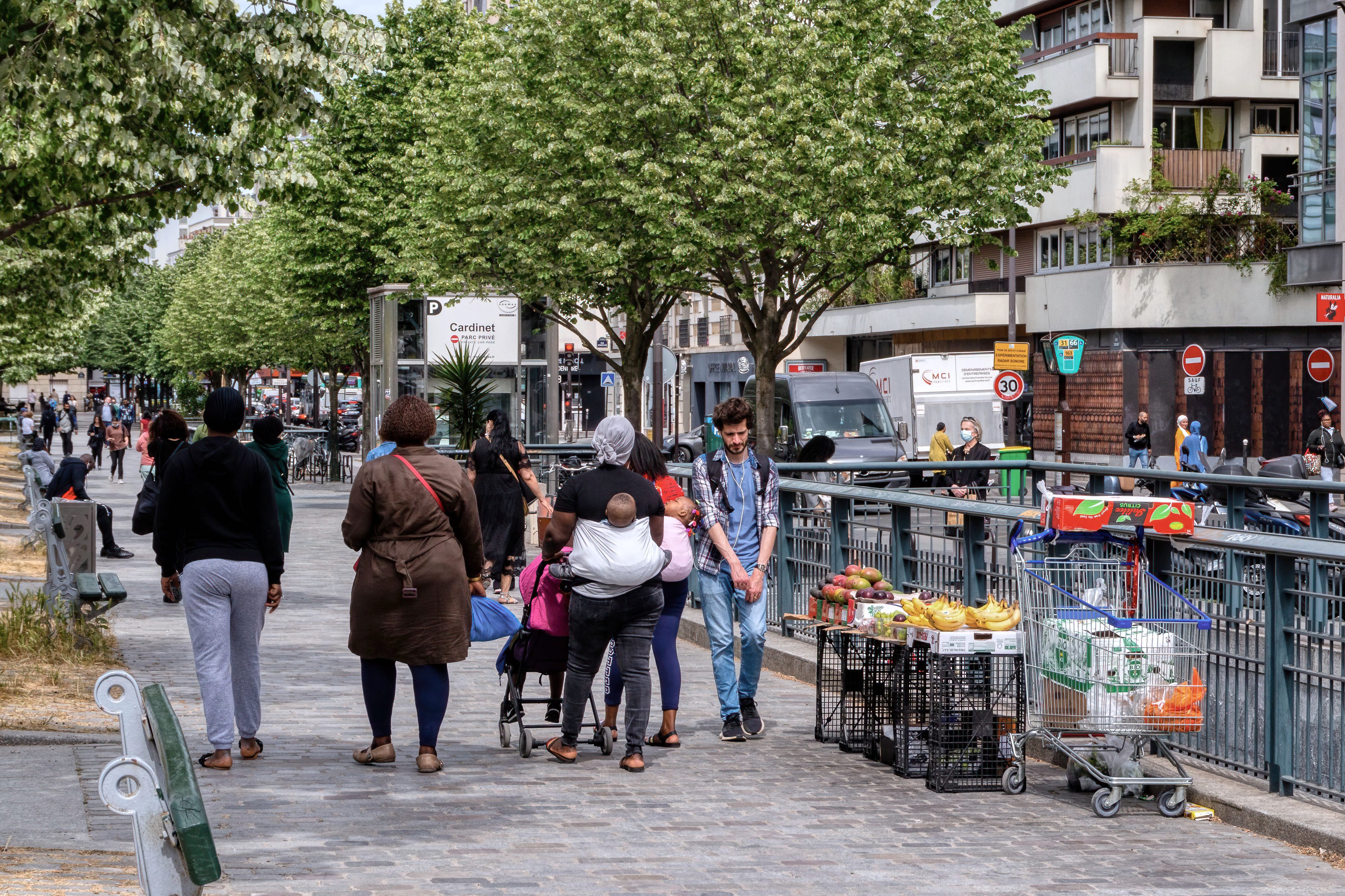 Dans les rues de