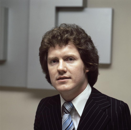 File:Eurovision Song Contest 1976 - Ireland - Red Hurley - Wikimedia Commons