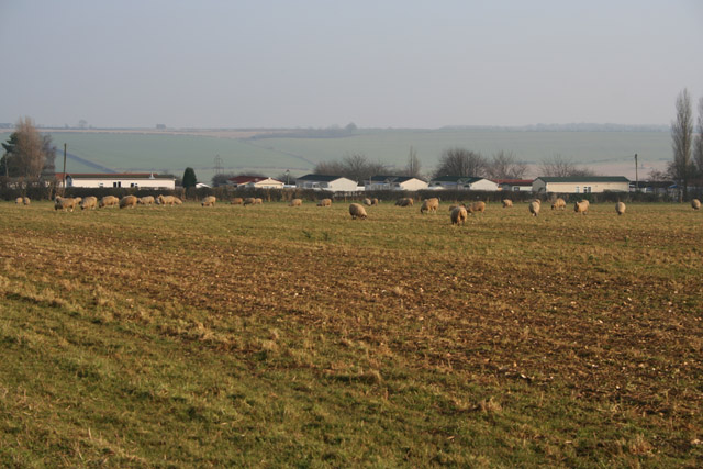 File:Farmland near Grantham - geograph.org.uk - 113615.jpg