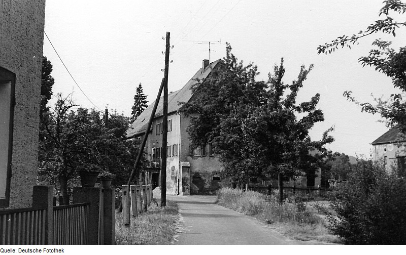 File:Fotothek df rp-c 0490052 Klipphausen-Constappel. Niedermühle.jpg