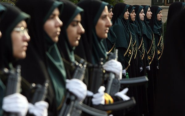 File:Graduation ceremony of female students of Amin Police University (9 8412200383 L600).jpg