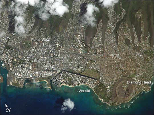 Dosiero:Honolulu - NASA.jpg