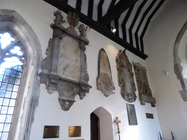 File:Inside St Mary, Walton-on-Thames (IV) - geograph.org.uk - 6123401.jpg