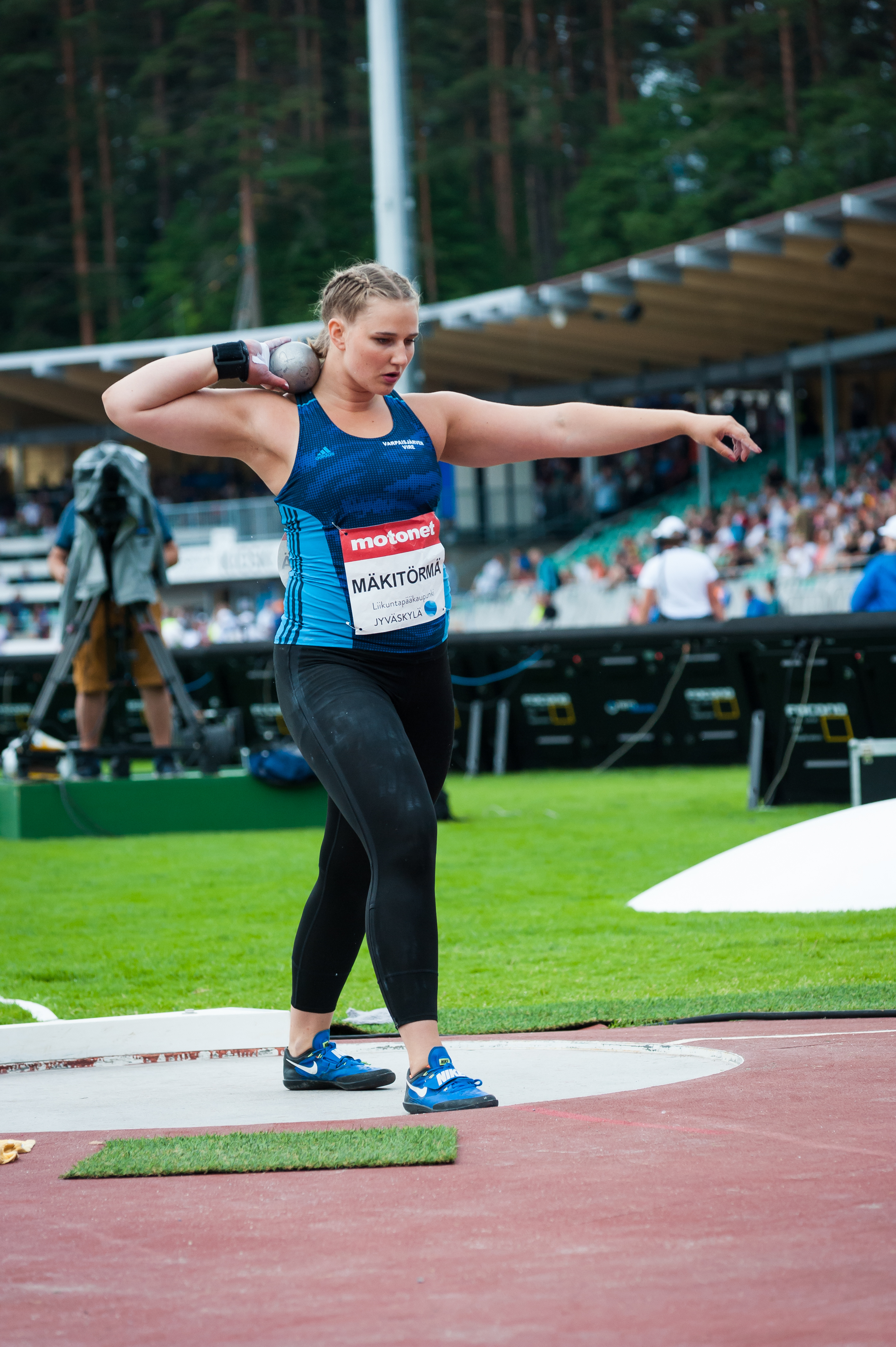 women's shot put shoes