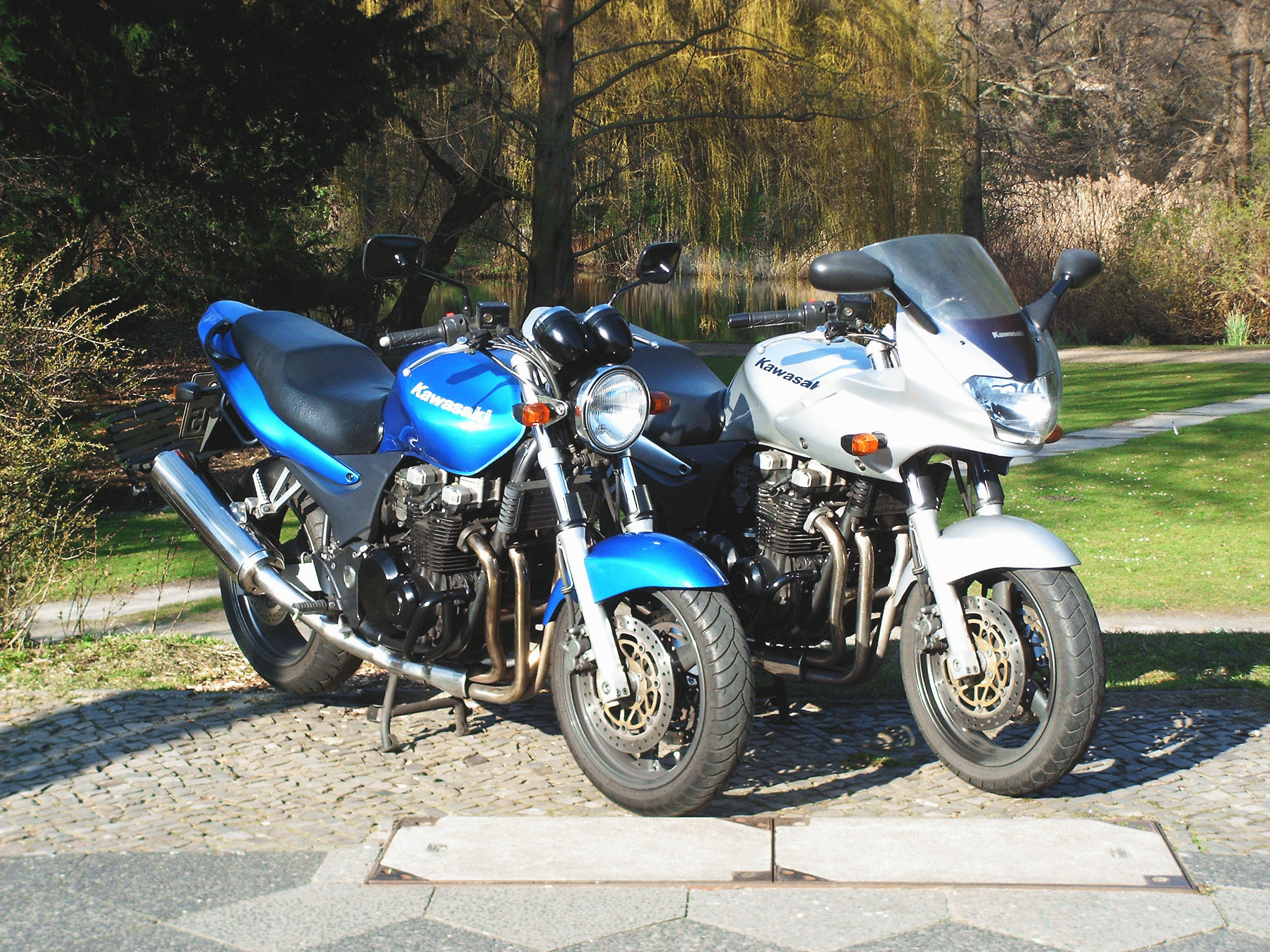 604★YAMASIDA新製品★ZR750 ZR-7(99～01) ZR-7S (01～05) 前後