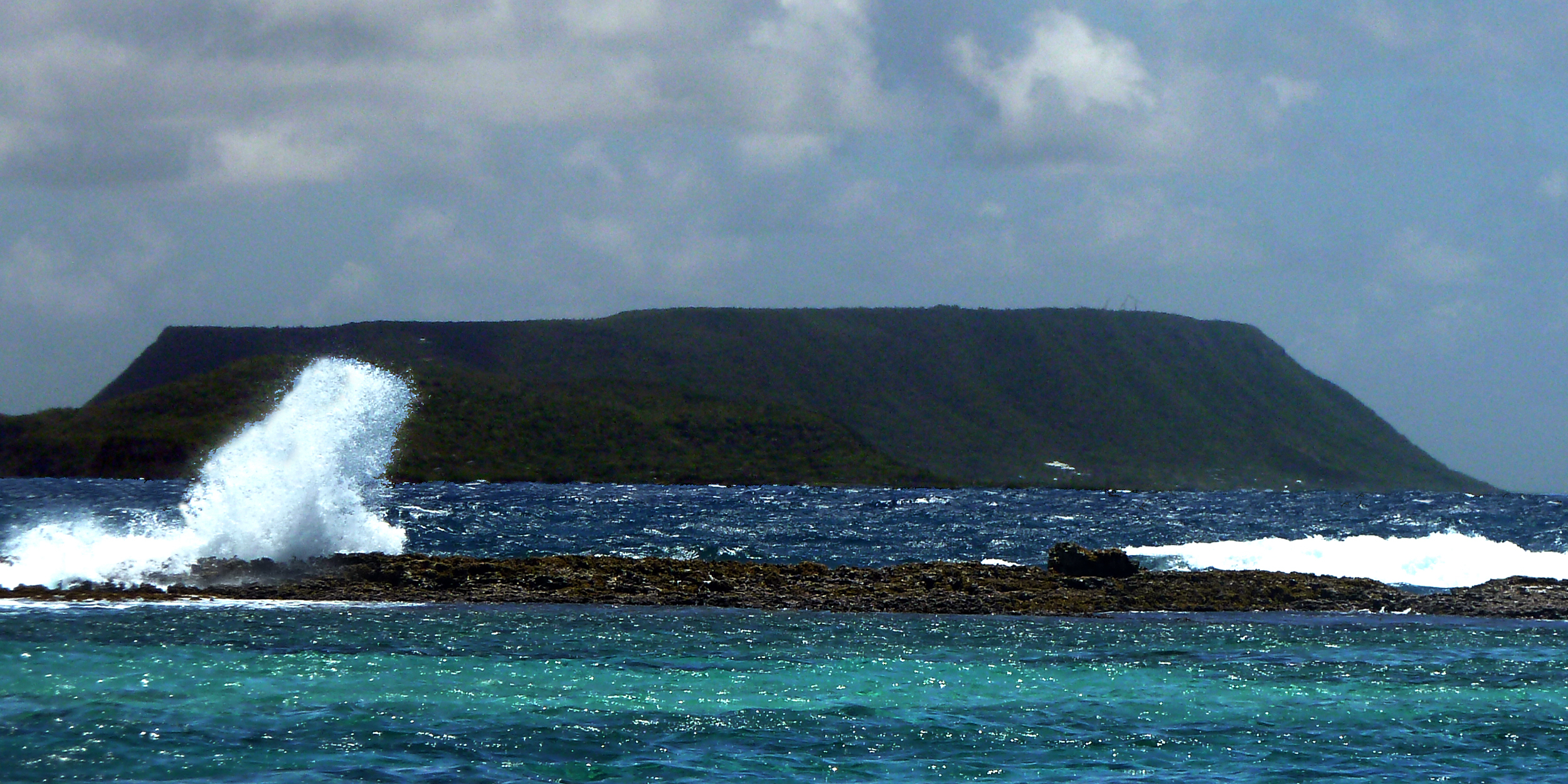 File:La Désirade, Guadeloupe, France (cropped).jpg - Wikimedia Commons