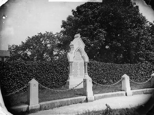 File:Memorial to the dead of the Abergele railway accident, 1868 NLW3361142.jpg