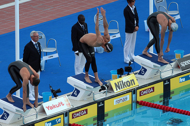 File:Michael Phelps before the start of the 200m butterfly semi-final - 2009 FINA World Championships.jpg