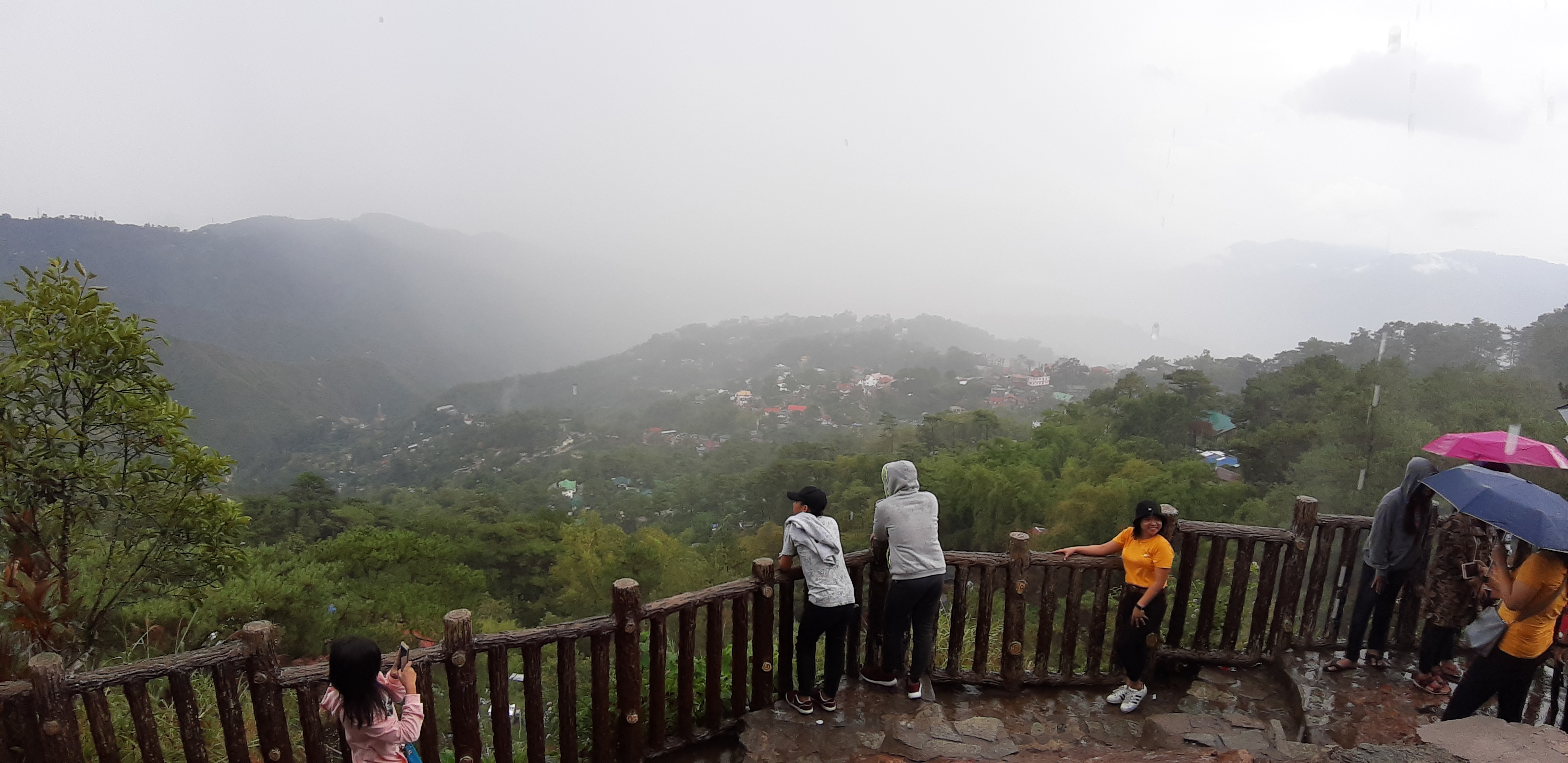 Baguio Travel: Mines View Park